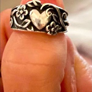 Authentic James Avery ring